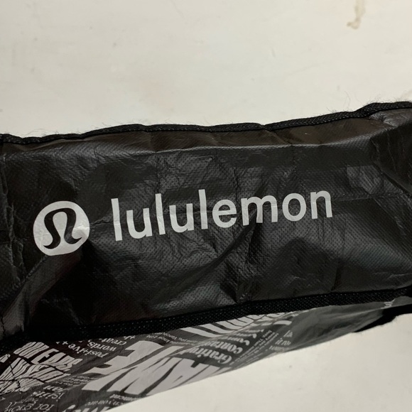COPY - LULULEMON shopping bag snap close 12x9 - Picture 6 of 6